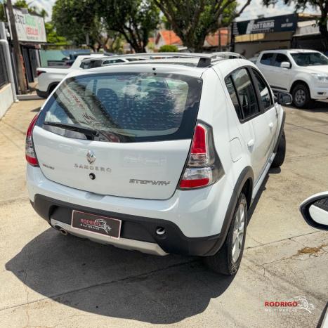 RENAULT Sandero 1.6 16V 4P FLEX STEPWAY, Foto 13