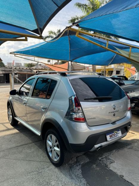 RENAULT Sandero 1.6 16V 4P FLEX STEPWAY, Foto 7