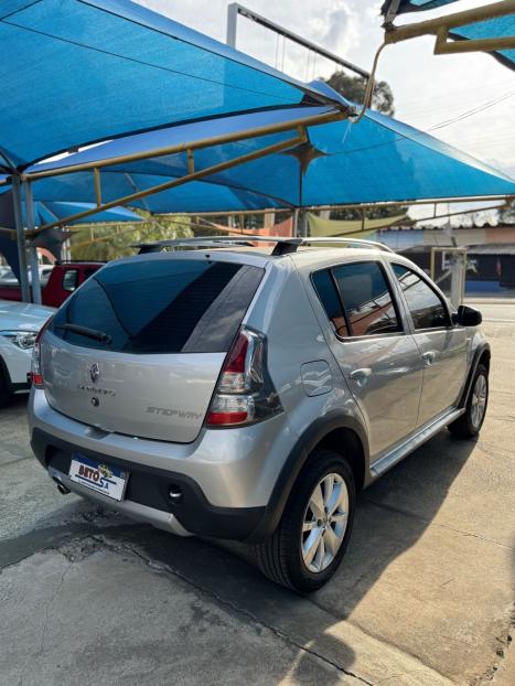 RENAULT Sandero 1.6 16V 4P FLEX STEPWAY, Foto 9