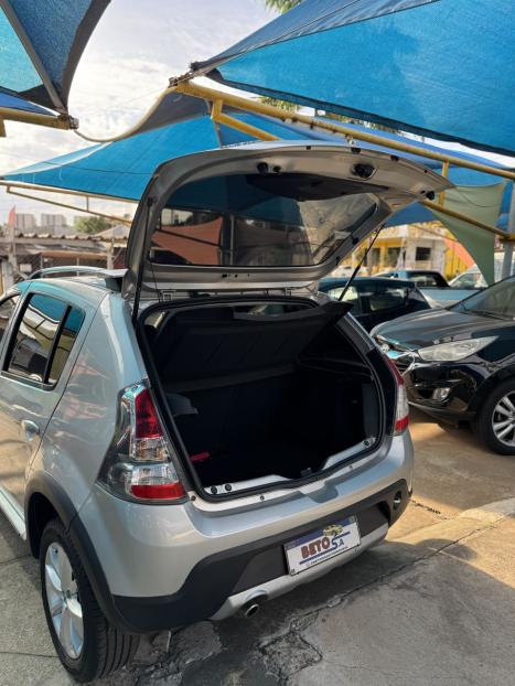 RENAULT Sandero 1.6 16V 4P FLEX STEPWAY, Foto 10