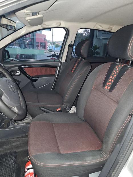 RENAULT Sandero 1.6 16V 4P FLEX STEPWAY, Foto 2