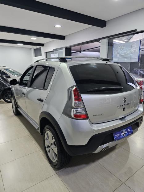 RENAULT Sandero 1.6 16V 4P FLEX STEPWAY, Foto 8