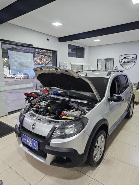 RENAULT Sandero 1.6 16V 4P FLEX STEPWAY, Foto 10