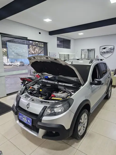 RENAULT Sandero 1.6 4P FLEX STEPWAY, Foto 10