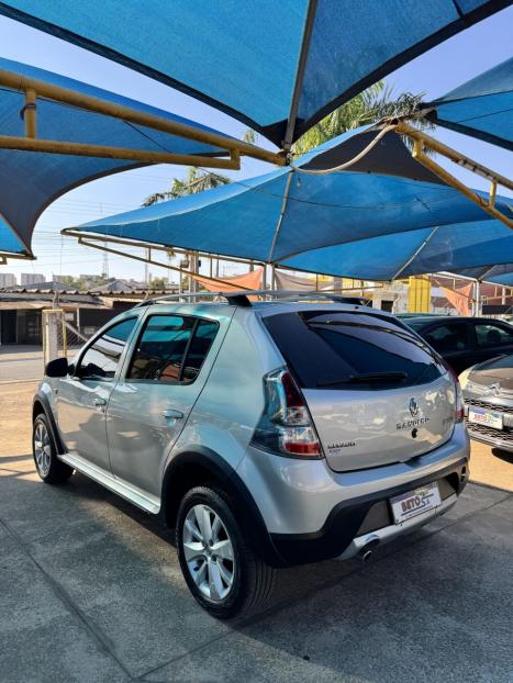 RENAULT Sandero 1.6 16V 4P FLEX STEPWAY, Foto 8