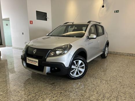 RENAULT Sandero 1.6 16V 4P FLEX SCE STEPWAY DINAMIQUE, Foto 3