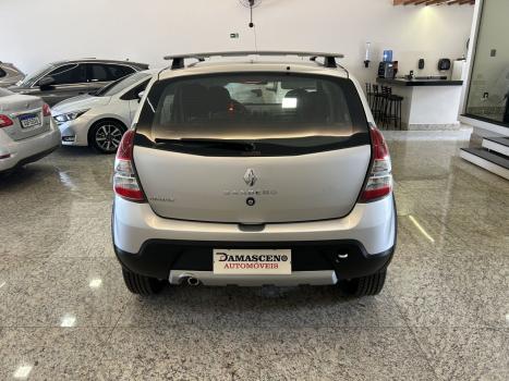 RENAULT Sandero 1.6 16V 4P FLEX SCE STEPWAY DINAMIQUE, Foto 4