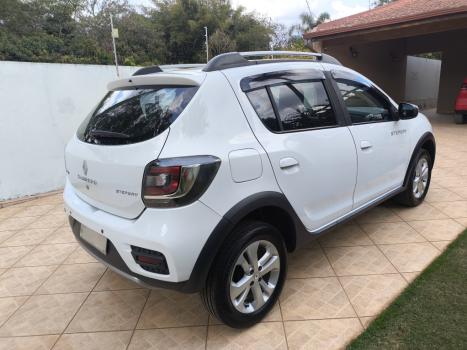 RENAULT Sandero 1.6 4P FLEX STEPWAY, Foto 4