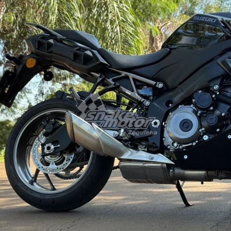 SUZUKI GSX-S 1000 GT, Foto 3