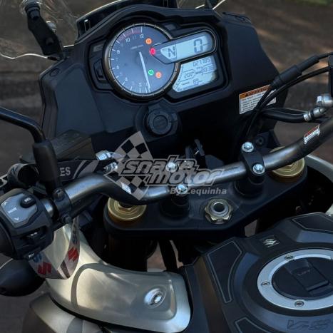 SUZUKI V-Strom DL 1000 A, Foto 4