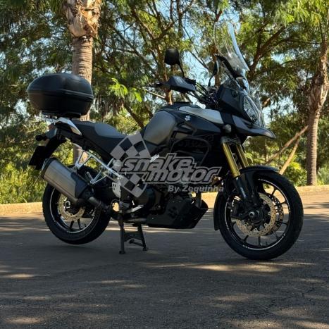 SUZUKI V-Strom DL 1000 A, Foto 1