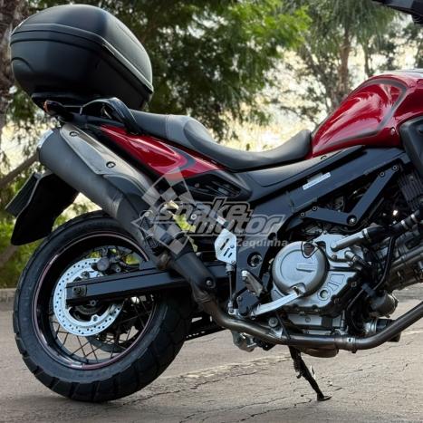 SUZUKI V-Strom DL 650 XT, Foto 3