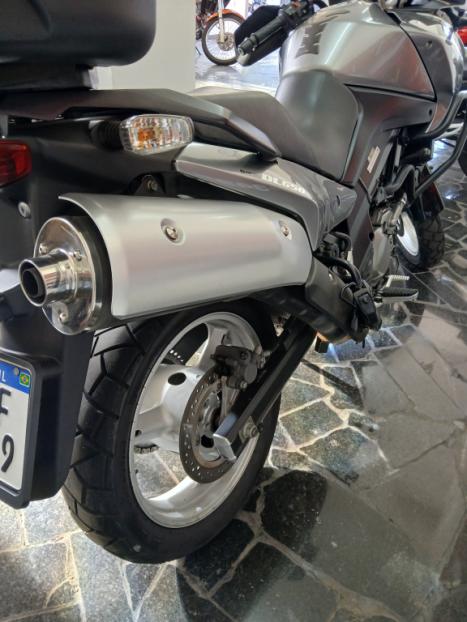 SUZUKI V-Strom DL 650 , Foto 6