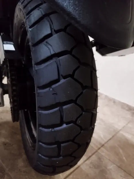 SUZUKI V-Strom DL 650 ABS, Foto 2