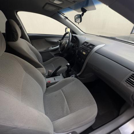 TOYOTA Corolla 1.8 16V 4P XLI, Foto 7