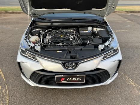 TOYOTA Corolla 2.0 16V 4P FLEX XEI DIRECT SHIFT AUTOMTICO CVT, Foto 9