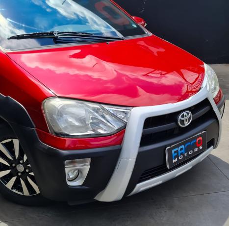 TOYOTA Etios Cross 1.5 16V 4P, Foto 2