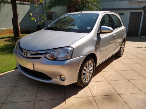 TOYOTA Etios Hatch 1.5 16V 4P FLEX XLS, Foto 3