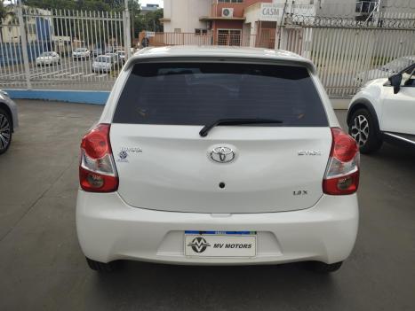 TOYOTA Etios Hatch 1.3 16V 4P FLEX X, Foto 5