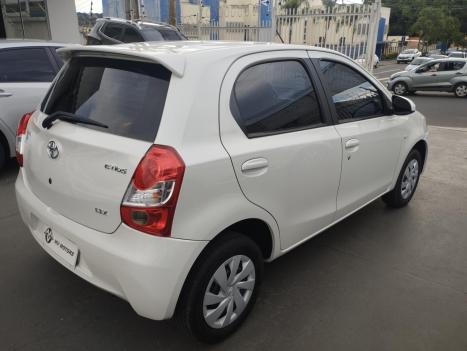 TOYOTA Etios Hatch 1.3 16V 4P FLEX X, Foto 6