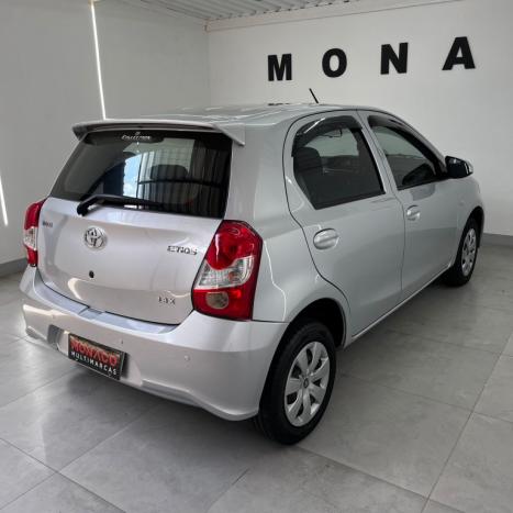 TOYOTA Etios Hatch 1.3 16V 4P FLEX X AUTOMTICO, Foto 13