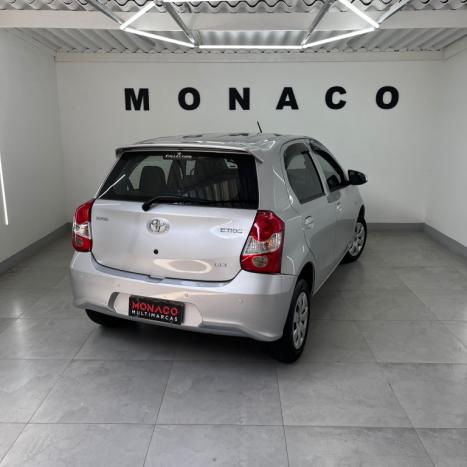 TOYOTA Etios Hatch 1.3 16V 4P FLEX X AUTOMTICO, Foto 20