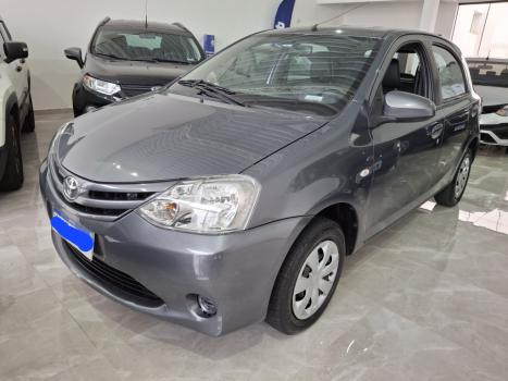 TOYOTA Etios Hatch 1.5 16V 4P FLEX XS, Foto 1