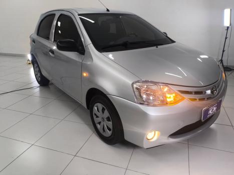 TOYOTA Etios Hatch 1.3 16V 4P FLEX X, Foto 1