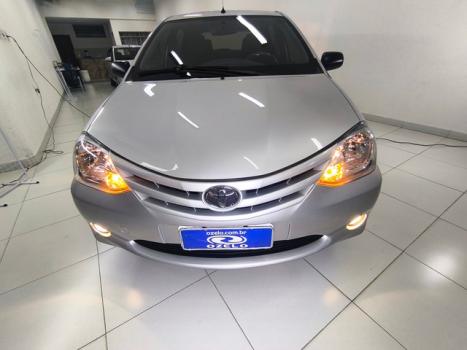 TOYOTA Etios Hatch 1.3 16V 4P FLEX X, Foto 4