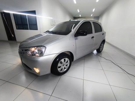 TOYOTA Etios Hatch 1.3 16V 4P FLEX X, Foto 7