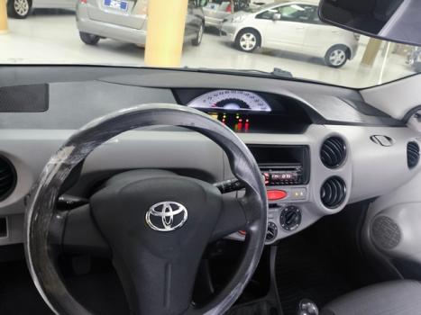 TOYOTA Etios Hatch 1.3 16V 4P FLEX X, Foto 13