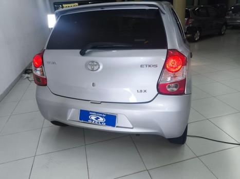 TOYOTA Etios Hatch 1.3 16V 4P FLEX X, Foto 26