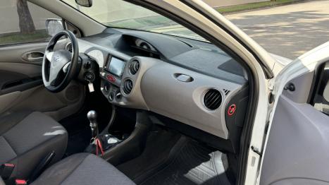 TOYOTA Etios Hatch 1.5 16V 4P FLEX XLS, Foto 4