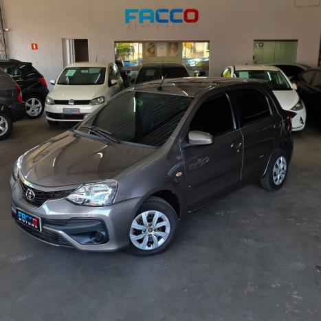 TOYOTA Etios Hatch 1.5 16V 4P FLEX XS AUTOMTICO, Foto 1