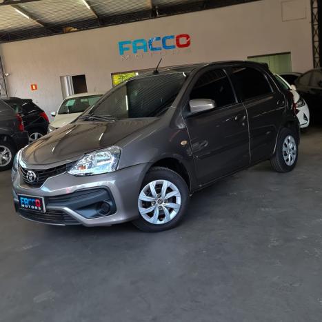 TOYOTA Etios Hatch 1.5 16V 4P FLEX XS AUTOMTICO, Foto 2