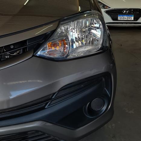 TOYOTA Etios Hatch 1.5 16V 4P FLEX XS AUTOMTICO, Foto 7