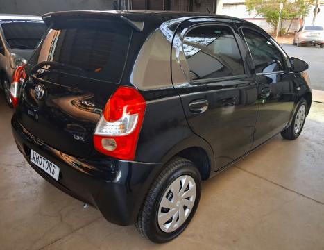 TOYOTA Etios Hatch 1.3 16V 4P FLEX X, Foto 9
