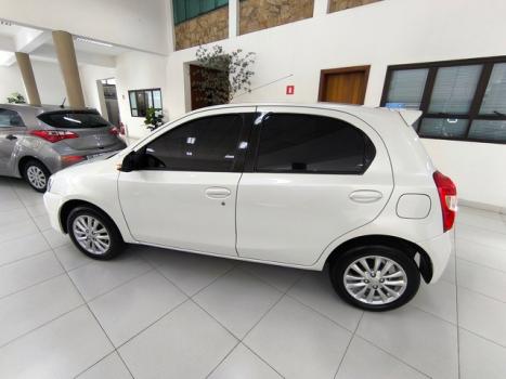 TOYOTA Etios Hatch 1.5 16V 4P FLEX XLS, Foto 13