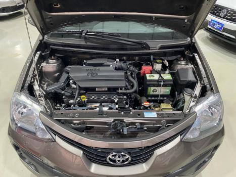 TOYOTA Etios Hatch 1.3 16V 4P FLEX X, Foto 16