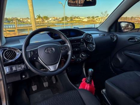 TOYOTA Etios Hatch 1.5 16V 4P FLEX X PLUS, Foto 10