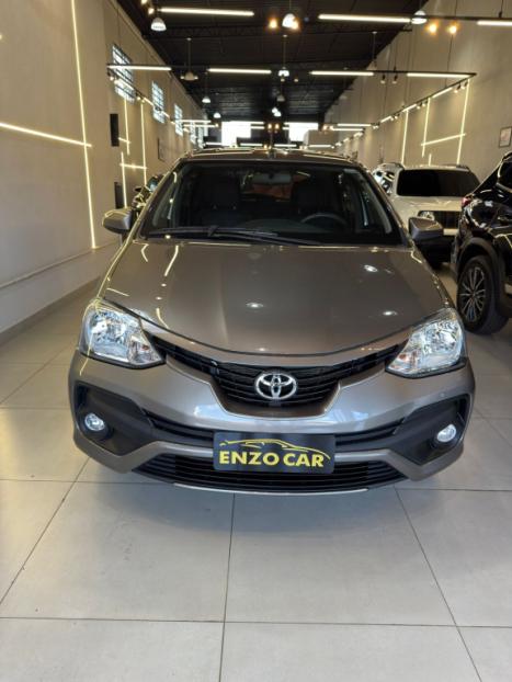 TOYOTA Etios Hatch 1.3 16V 4P FLEX X, Foto 3