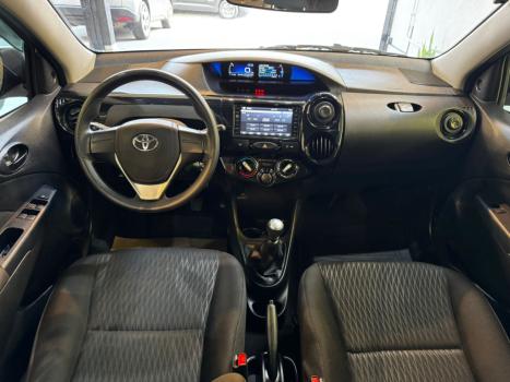 TOYOTA Etios Hatch 1.3 16V 4P FLEX X, Foto 7