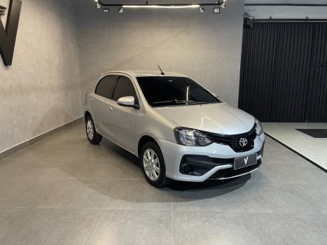 TOYOTA Etios Hatch 1.5 16V 4P FLEX X PLUS AUTOMTICO, Foto 3