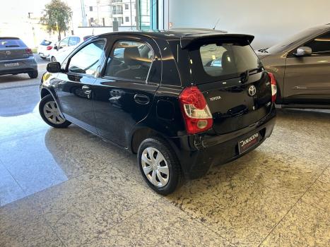 TOYOTA Etios Hatch 1.3 16V 4P FLEX XS, Foto 5