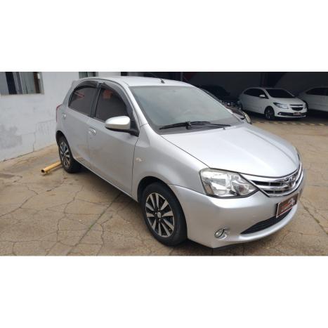 TOYOTA Etios Hatch 1.5 16V 4P FLEX PLATINUM, Foto 2