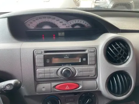 TOYOTA Etios Hatch 1.3 16V 4P FLEX XS, Foto 10