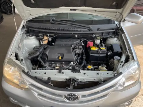 TOYOTA Etios Hatch 1.3 16V 4P FLEX XS, Foto 12