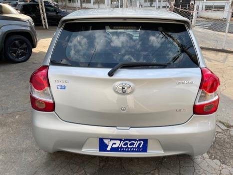 TOYOTA Etios Hatch 1.3 16V 4P FLEX X, Foto 5