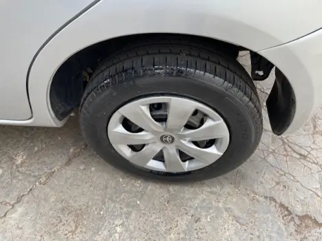 TOYOTA Etios Hatch 1.3 16V 4P FLEX X, Foto 12