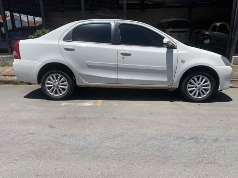 TOYOTA Etios Sedan 1.5 16V 4P FLEX XLS, Foto 4